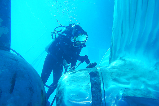 Underwater Propeller Polishing