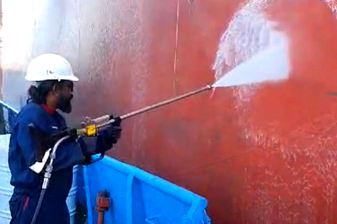 Above Water Hull Cleaning
